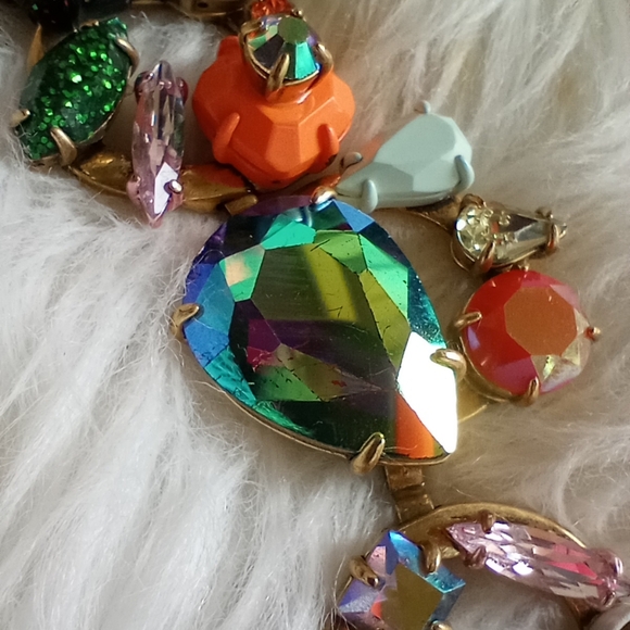 J Crew Multicolored Brûlée Crystal Circular Cluster Statement Necklace - Picture 14 of 15